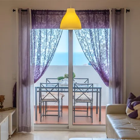 Espectacular Piso En La Playa De * Fuengirola
